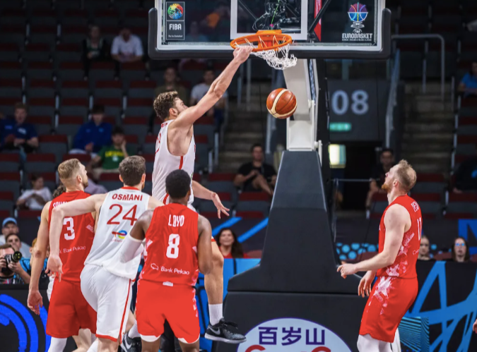 开云体育官网-14分大胜晋级四强！全队7人上双，火箭新星轰19+12+10创纪录