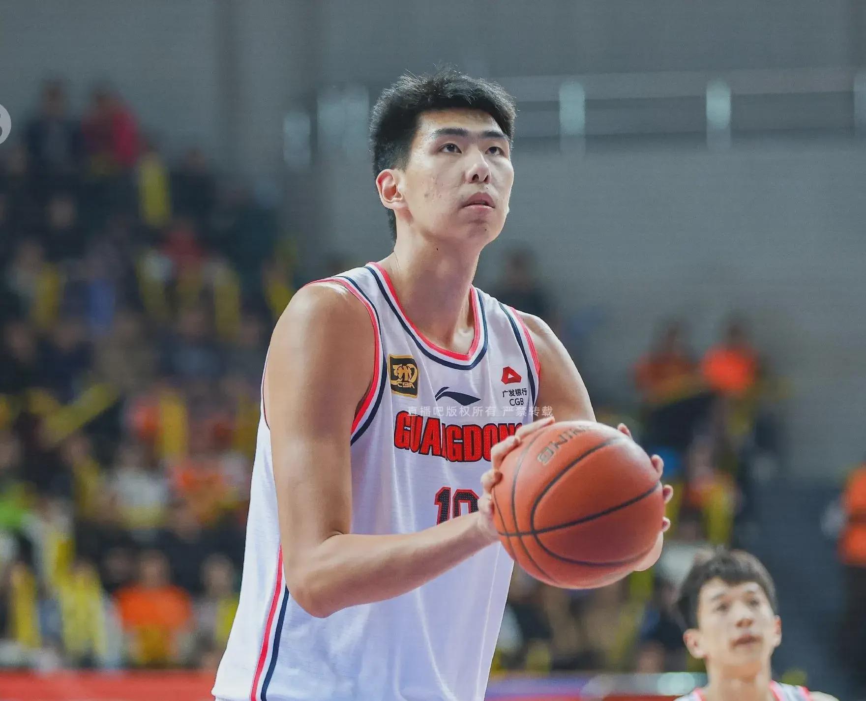 开云体育官网-就在刚刚！21日早上，广东传来朱芳雨、杜锋和李春江的最新消息