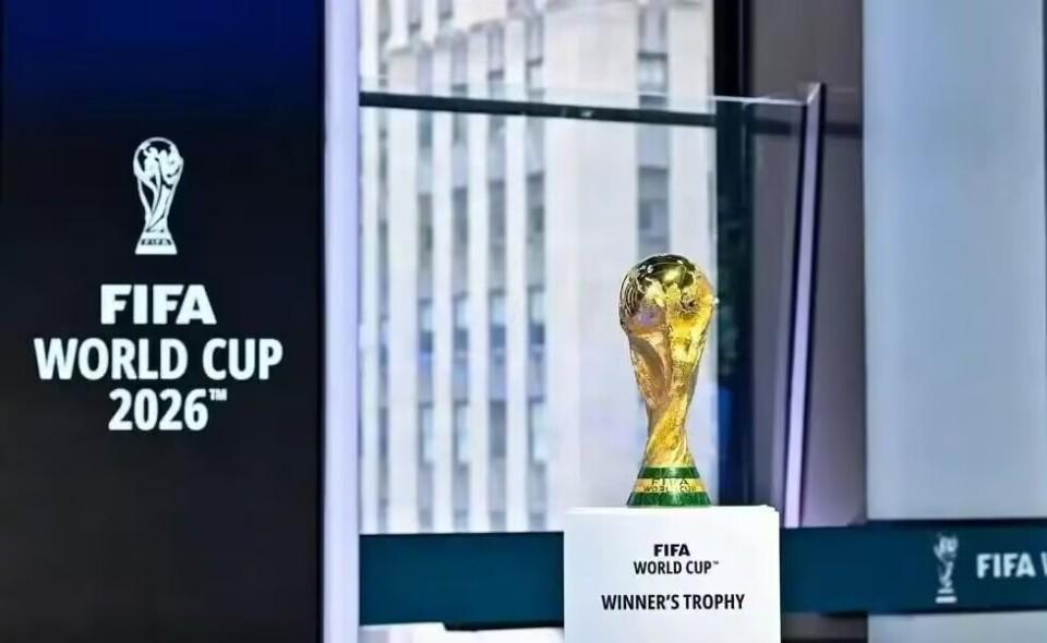 开云体育官网-FIFA为中国市场低头？转播费从3亿腰斩到1.5亿，央视不为所动